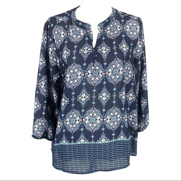 0+0 Tops - Stitch Fix 0+0 Navy Medallion Print 3/4 Sleeve Top